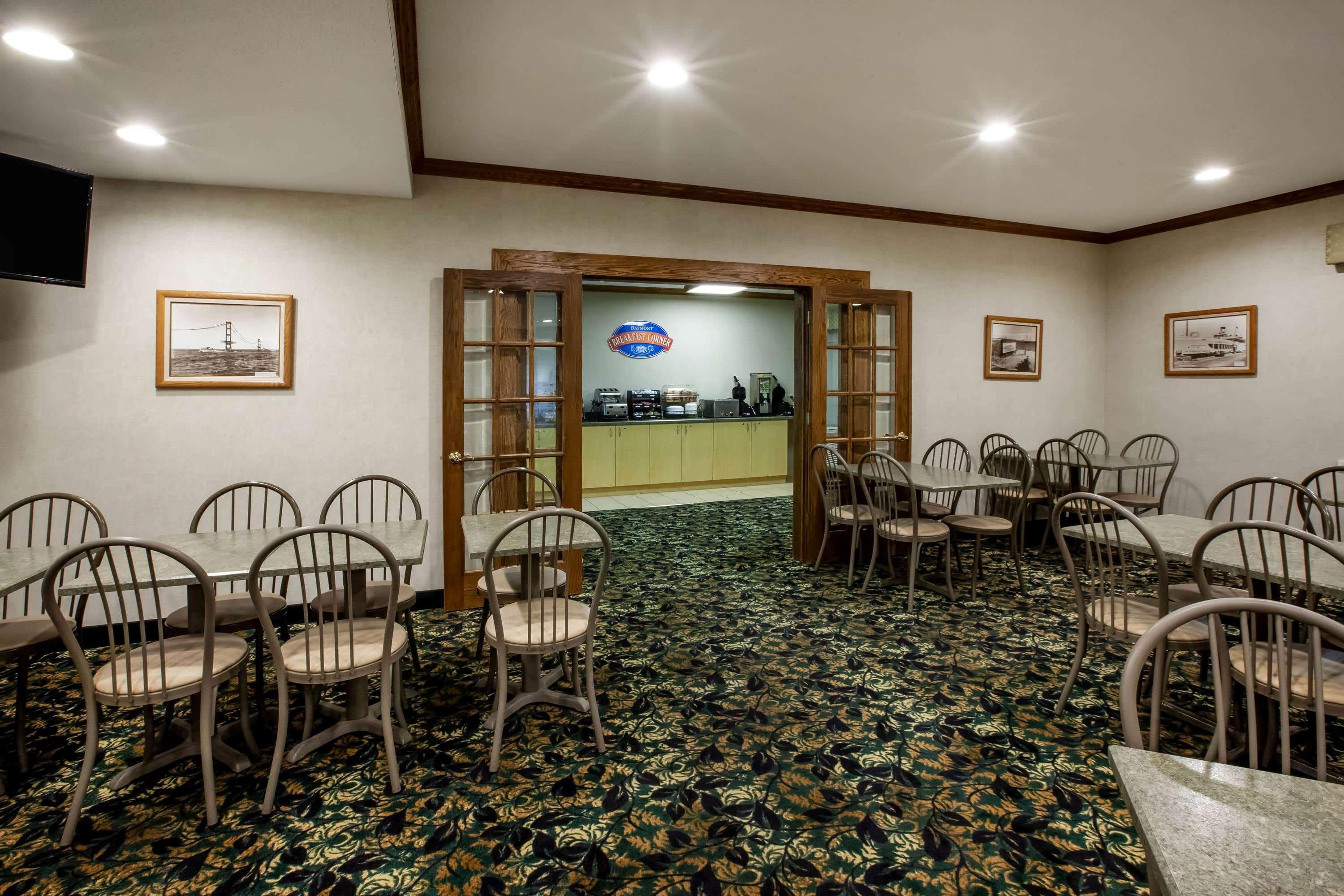 Baymont by Wyndham Mackinaw City Zewnętrze zdjęcie